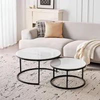 Sonstiges Ensemble de deux tables basses rondes, avec plateau en céramique blanche et noire, dimensions : 50 cm et 70 cm
