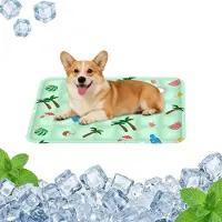Sonstiges Tapis rafraîchissant pour chiens et chats, auto-refroidissant, avec système d'arrosage, pliable, de couleur verte, dimensions 50x40 cm