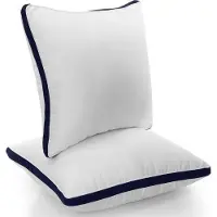 Unyqoos Ensemble de 2 taies d'oreiller (45 x 45 cm) – Coussin de couchage avec tissu brossé, garnissage en fibres creuses, doux et respirant, bleu marine/blanc