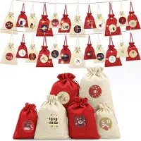 Dripio Calendrier de l'Avent avec 24 petits sacs en tissu, 3 tailles différentes, et une guirlande lumineuse LED