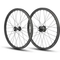 Pride Racing Paire De Roues Wave Matt Matrix 451 20´´