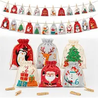 Sonstiges Calendrier de l'Avent à remplir, avec 24 petits sacs en tissu. Calendrier de Noël pour enfants, avec des pinces en bois et du fil. Couleurs : rouge, gris, beige. Dimensions : 12x15 cm et 13x18 cm