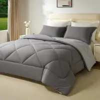 Merkloos Couverture d'hiver matelassée en microfibre, dimensions 240 x 260 cm, avec 2 taies d'oreiller de 40 x 80 cm, idéale pour les nuits froides
