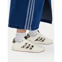 Adidas Chaussure de sport 'Grand Court 3.0' nude / brun foncé / blanc