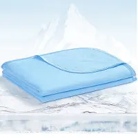 OEM Couverture rafraîchissante 2 en 1 en fibres de bambou, Q-Max >0,5, 200x220 cm, bleue