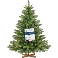 FairyTrees Sapin de Noël Artificiel 120cm NORDMANN | Arbre de Noël avec Support en Bois | Sapin avec Tronc Vert | EU