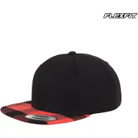 Flexfit Casquette 'Checked Flanell Peak' rouge / noir